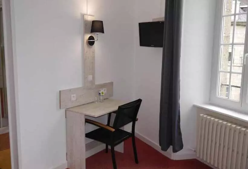 호텔 Logis Hôtel Du Commerce