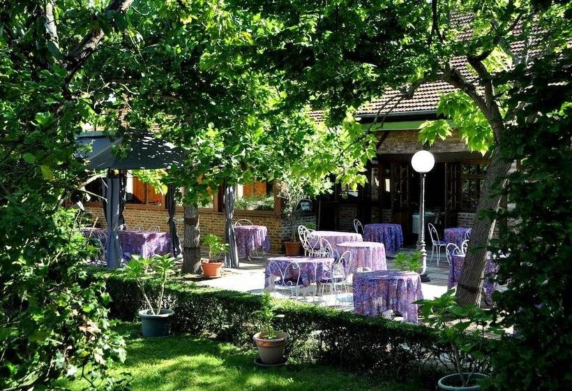 בית מלון כפרי Hôtel Le Dahu