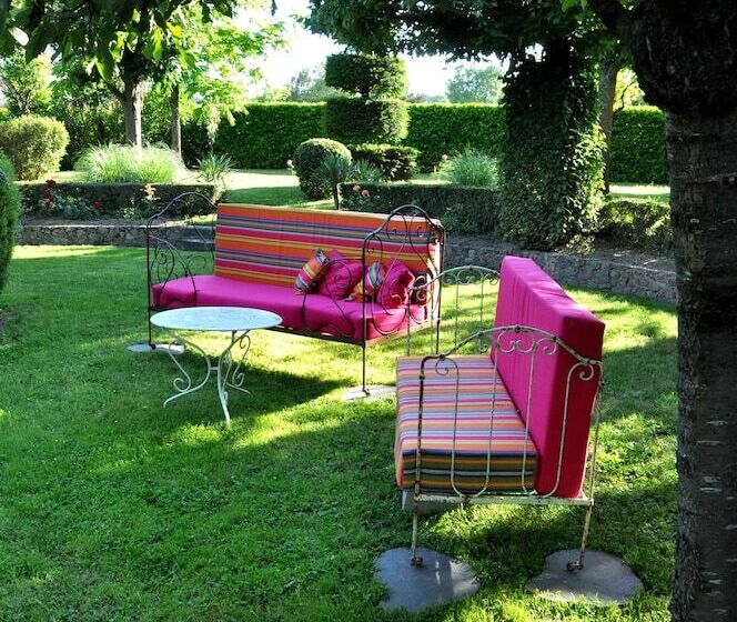 בית מלון כפרי Hôtel Le Dahu