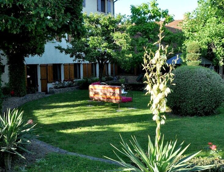 בית מלון כפרי Hôtel Le Dahu