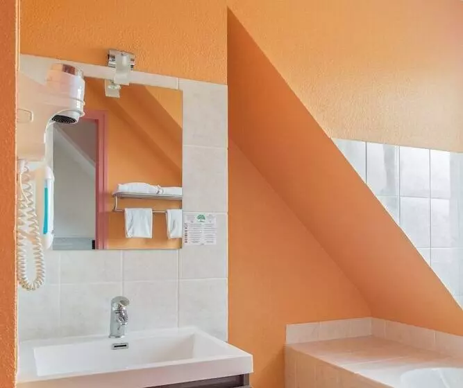 호텔 The Originals Boutique, Hôtel Les Quatre Salines, Le Mont Saintmichel Sud