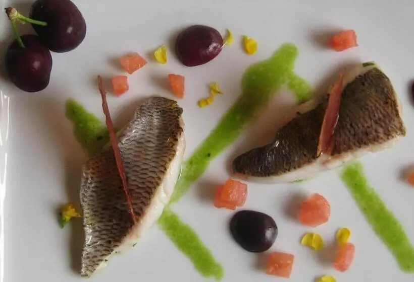 Logis Hotel Restaurant Le Bellevue