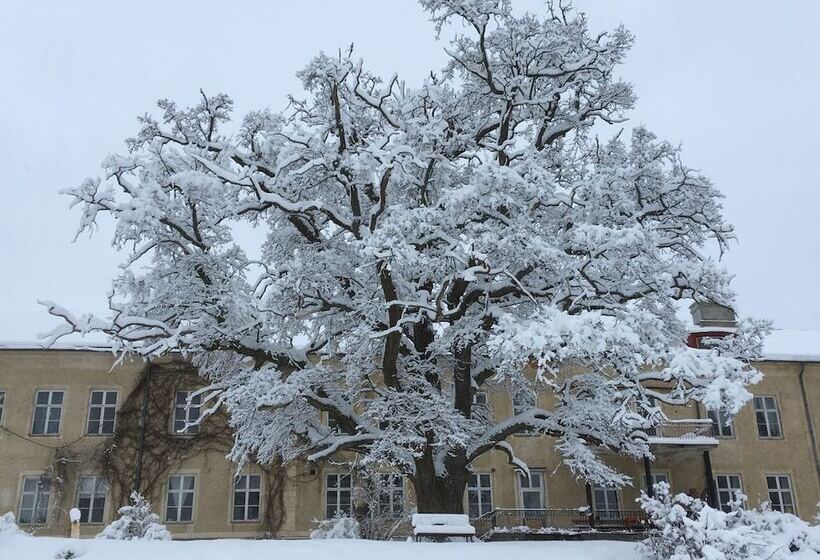 Lindsbergs Kursgard And Hostel