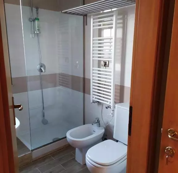 ベッドアンドブレックファースト Nero Basalto Azzurro Mare