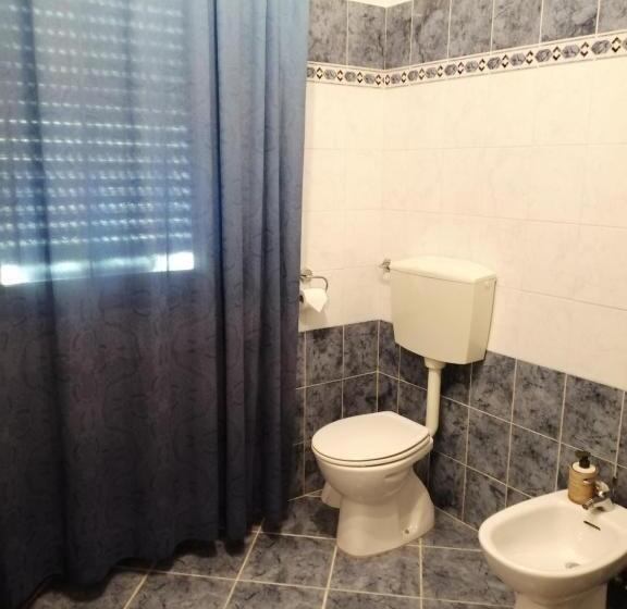 مبيت وإفطار Villa Oasi