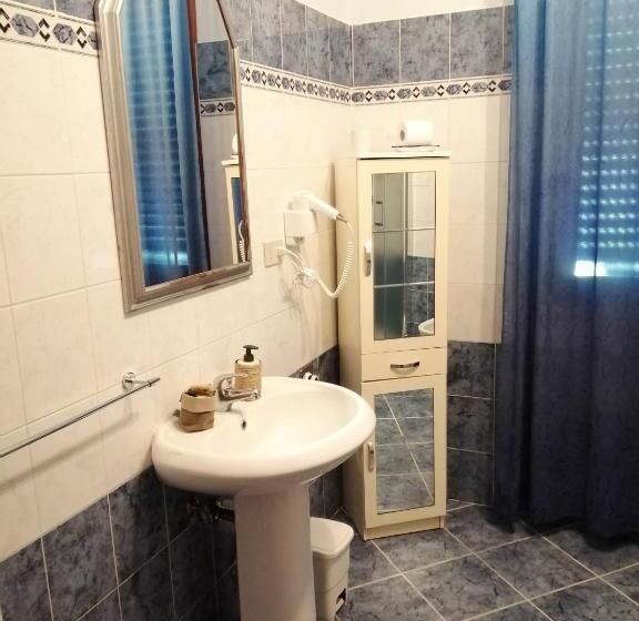 مبيت وإفطار Villa Oasi