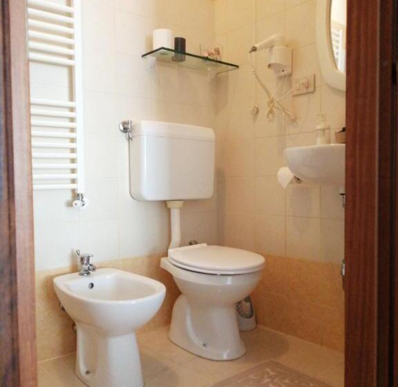 مبيت وإفطار Villa Oasi