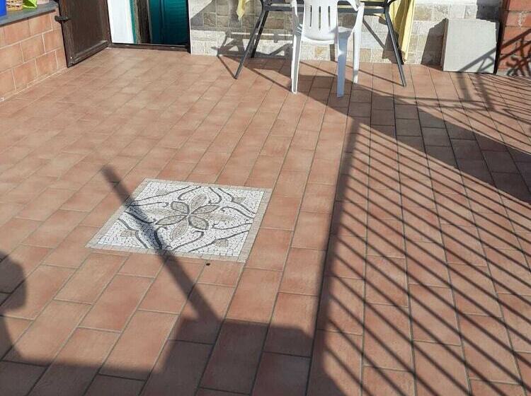 تختخواب و صبحانه Villateresa