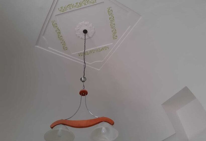 تختخواب و صبحانه Villateresa