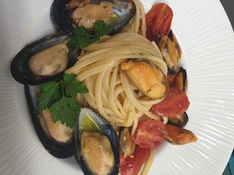 فندق فئة نجمة واحدة Albergo Ristorante Italia