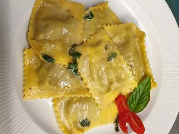 Hostelli Albergo Ristorante Italia