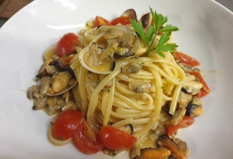 فندق فئة نجمة واحدة Albergo Ristorante Italia