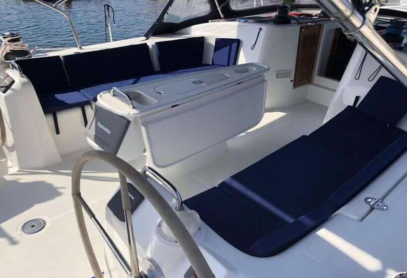 Хостел Delfina