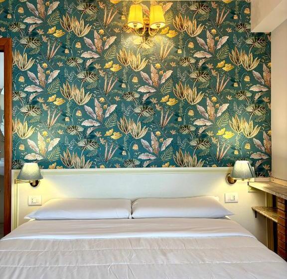 مسافرخانه Villa Athèna