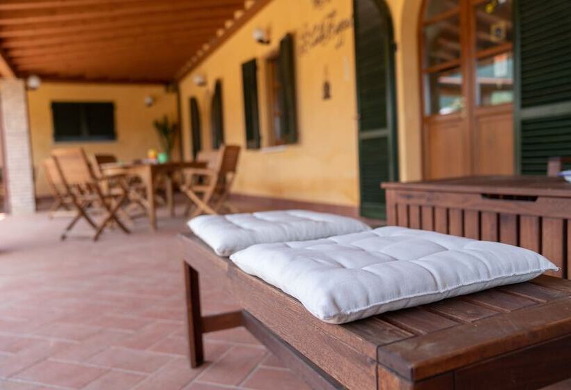 فندق ريفى Borgo Bernabei