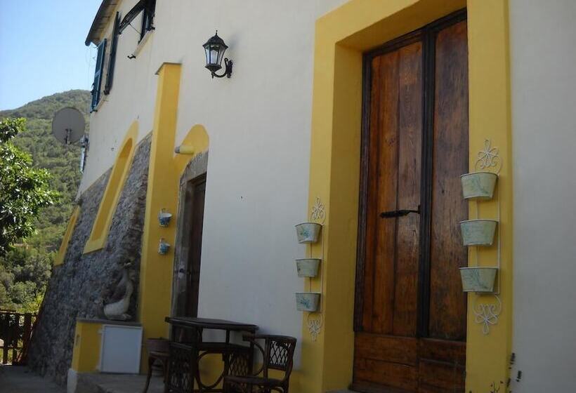 فندق ريفى Agriturismo Mamma Chica