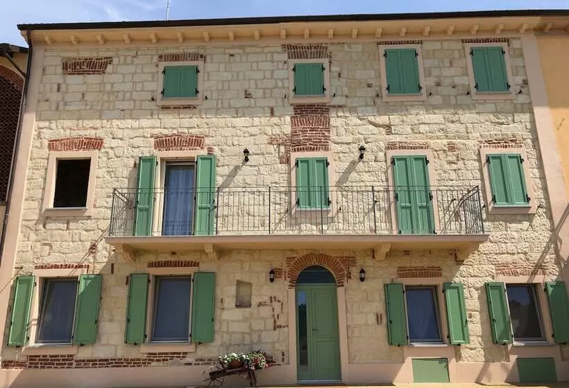 Aamiaismajoitus (B&B) Cà Dal Bertu