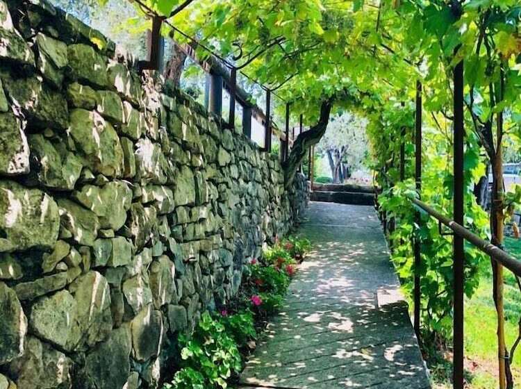 ベッドアンドブレックファースト Caputaquis