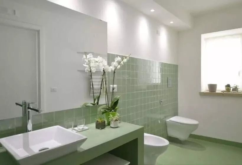 Aamiaismajoitus (B&B) Community Rooms & Wine