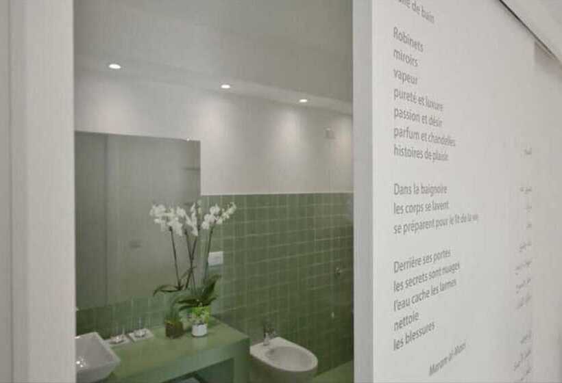 مبيت وإفطار Community Rooms & Wine