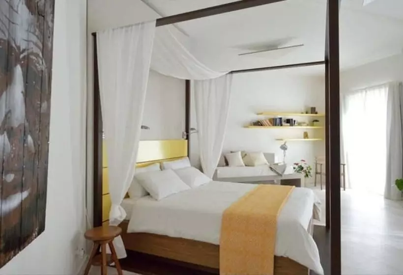 Aamiaismajoitus (B&B) Community Rooms & Wine