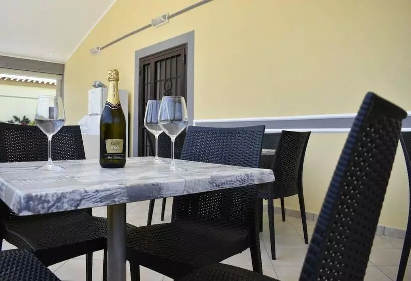 Aamiaismajoitus (B&B) Da Nonna Laura Al Circeo