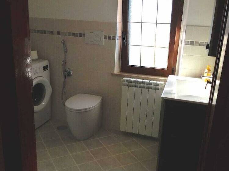 민박 Da Nonna Laura Al Circeo