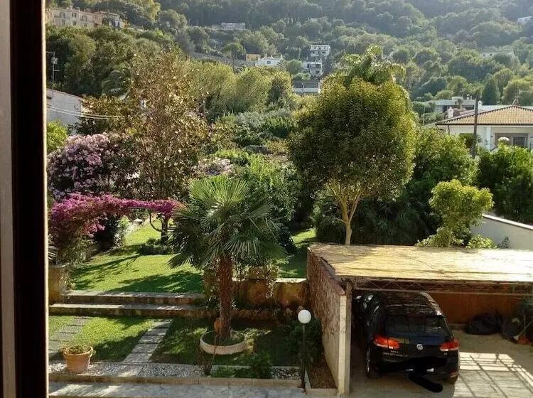 Aamiaismajoitus (B&B) Da Nonna Laura Al Circeo