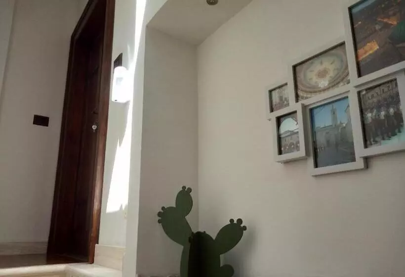 تختخواب و صبحانه Residence Tucci