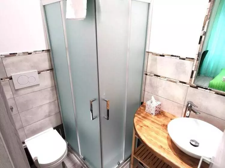 تختخواب و صبحانه Rossetti Rooms