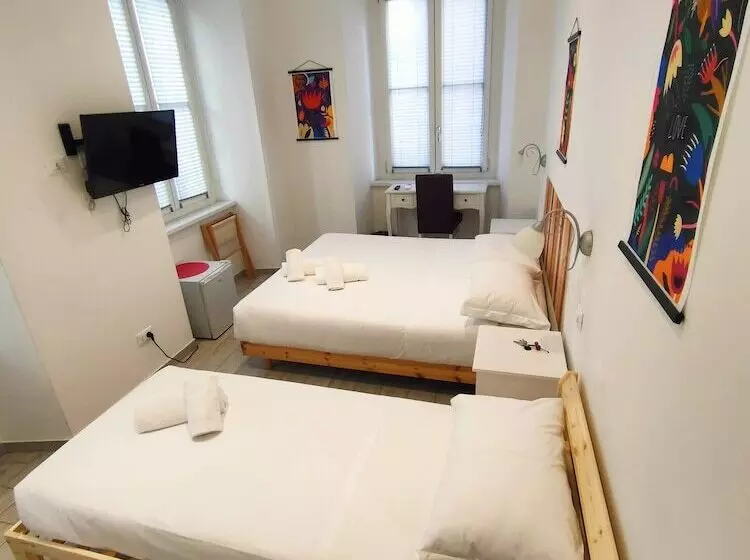 تختخواب و صبحانه Rossetti Rooms