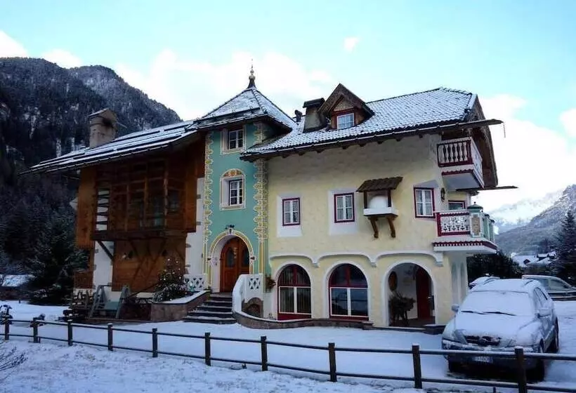 Aamiaismajoitus (B&B) Appartamenti Majon Sotroi
