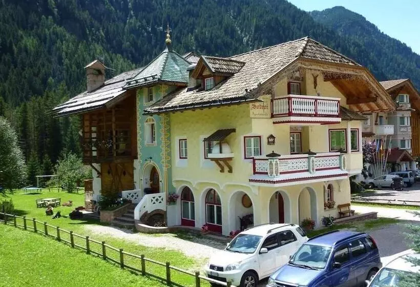 Aamiaismajoitus (B&B) Appartamenti Majon Sotroi