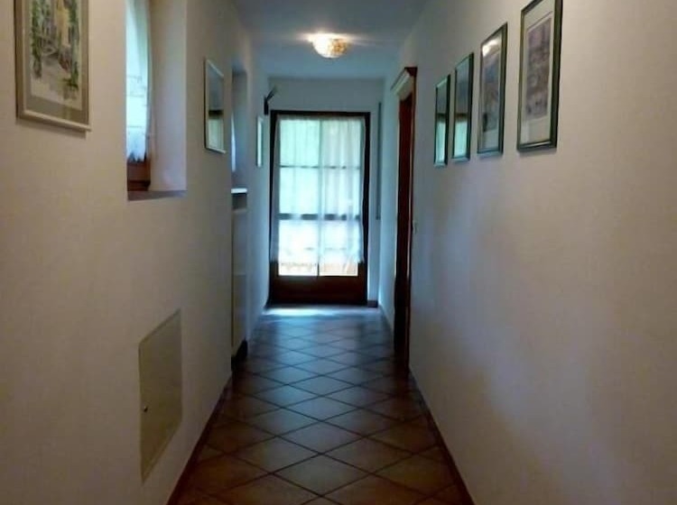 تختخواب و صبحانه Appartamenti Majon Sotroi