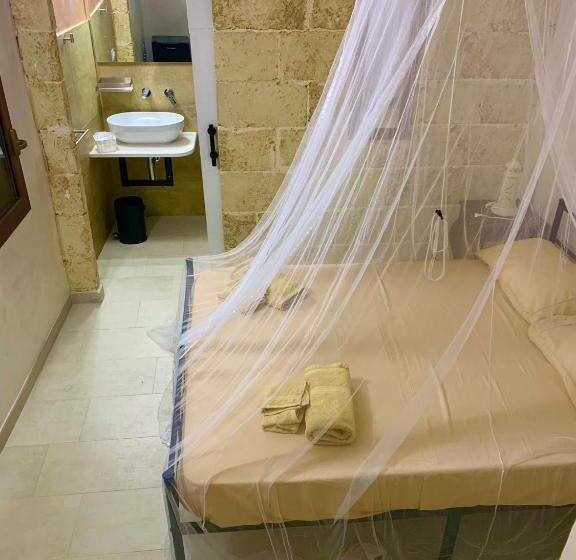 Bed and Breakfast Centro Storico Rooms