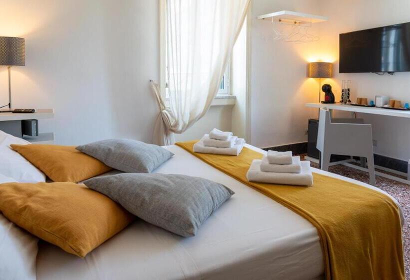 Nocleg ze śniadaniem Le Stanze Di Piazza Cairoli