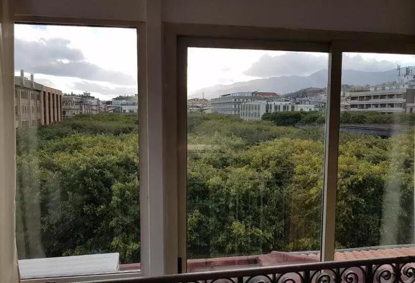 تختخواب و صبحانه Le Stanze Di Piazza Cairoli