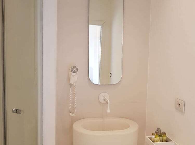 Nocleg ze śniadaniem Le Stanze Di Piazza Cairoli