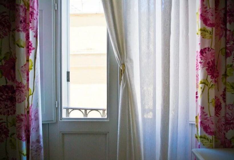 تختخواب و صبحانه San Nicola D Amare