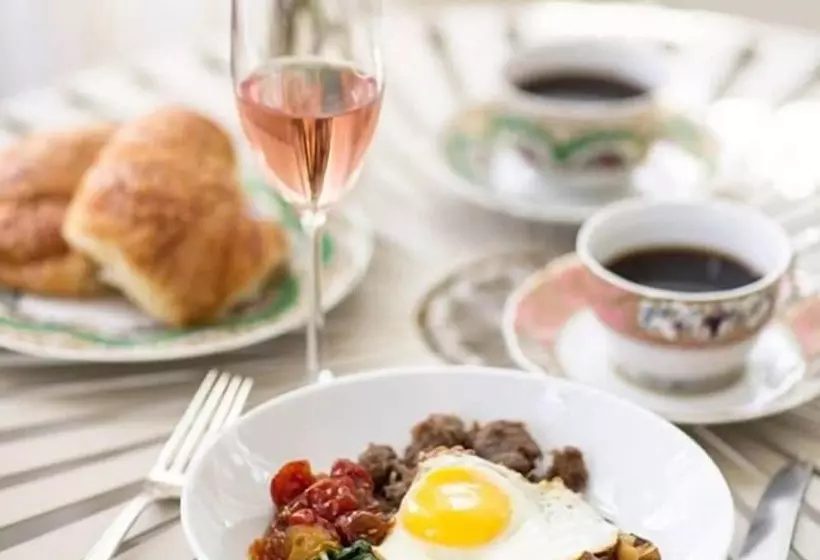 Aamiaismajoitus (B&B) The Farmhouse At Veritas