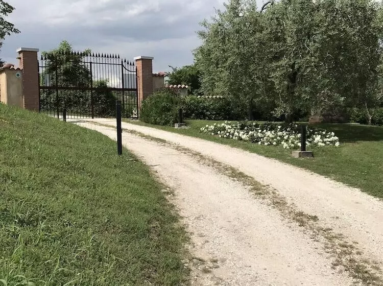 田舎風ホテル Agriturismo Il Cardo