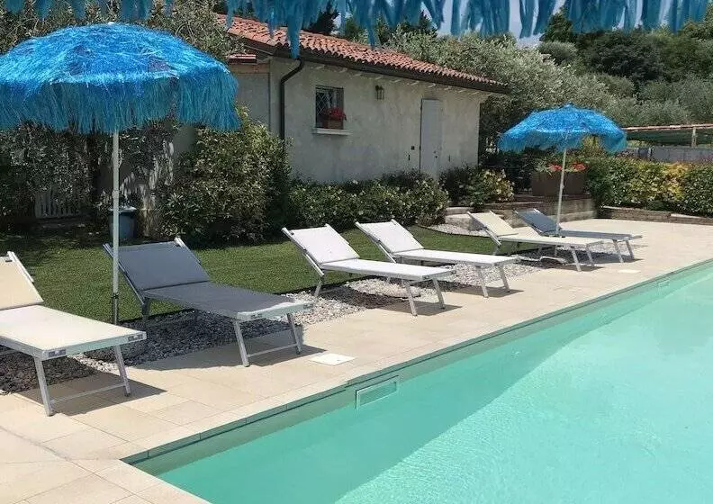 田舎風ホテル Agriturismo Il Cardo