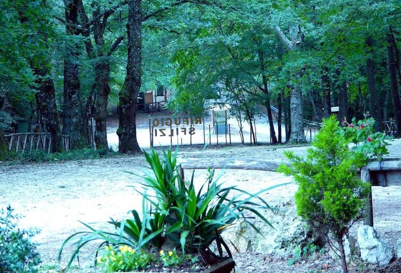 乡村酒店 Rifugio Sfilzi