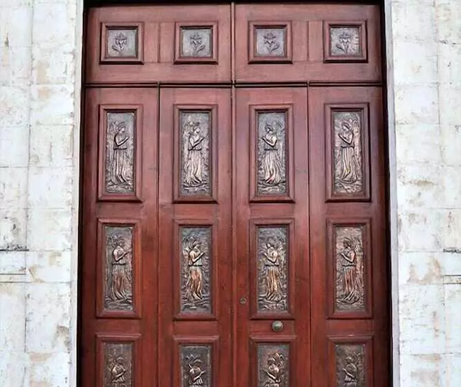 پانسیون Centro Di Spiritualità Madonna Della Nova
