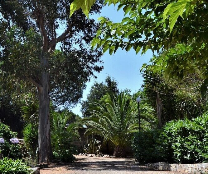 پانسیون Centro Di Spiritualità Madonna Della Nova