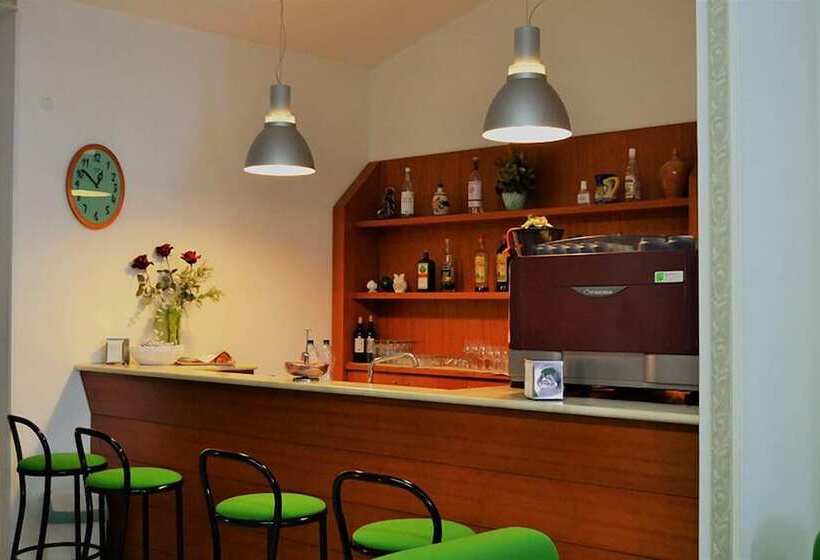 پانسیون Centro Di Spiritualità Madonna Della Nova