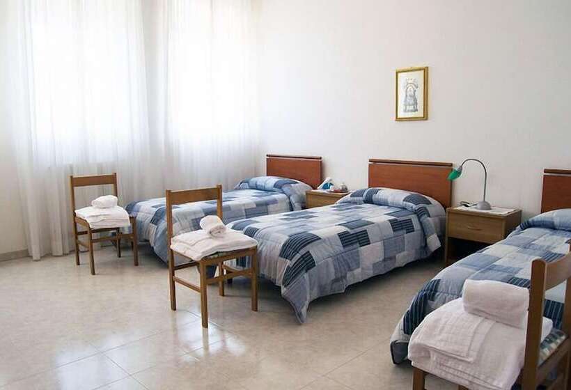 پانسیون Centro Di Spiritualità Madonna Della Nova