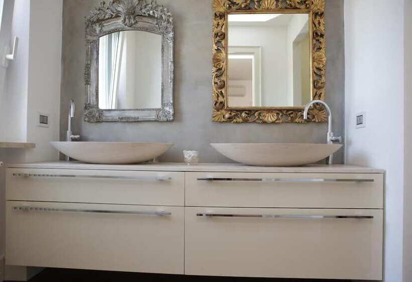 Пансион Champagne Rooms