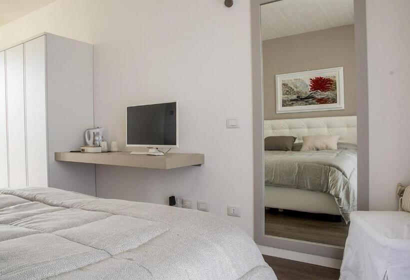 פנסיון Home Suites Home