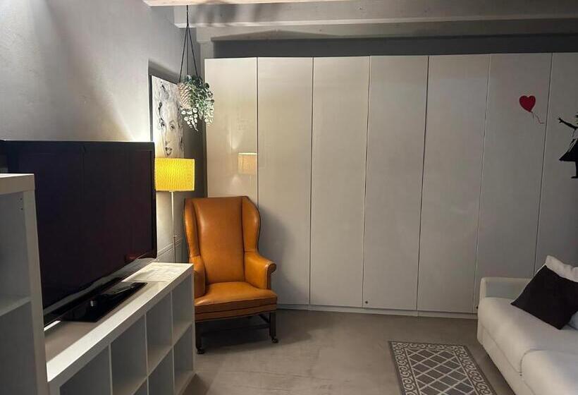 膳宿费 Loft Navigli With Private Garden